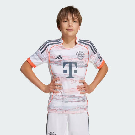 Bayern Munich 2025/26 Away – Kit Kids